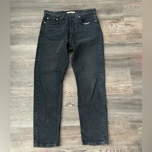 Levi's Women's wedgie  Jeans in Classic Black